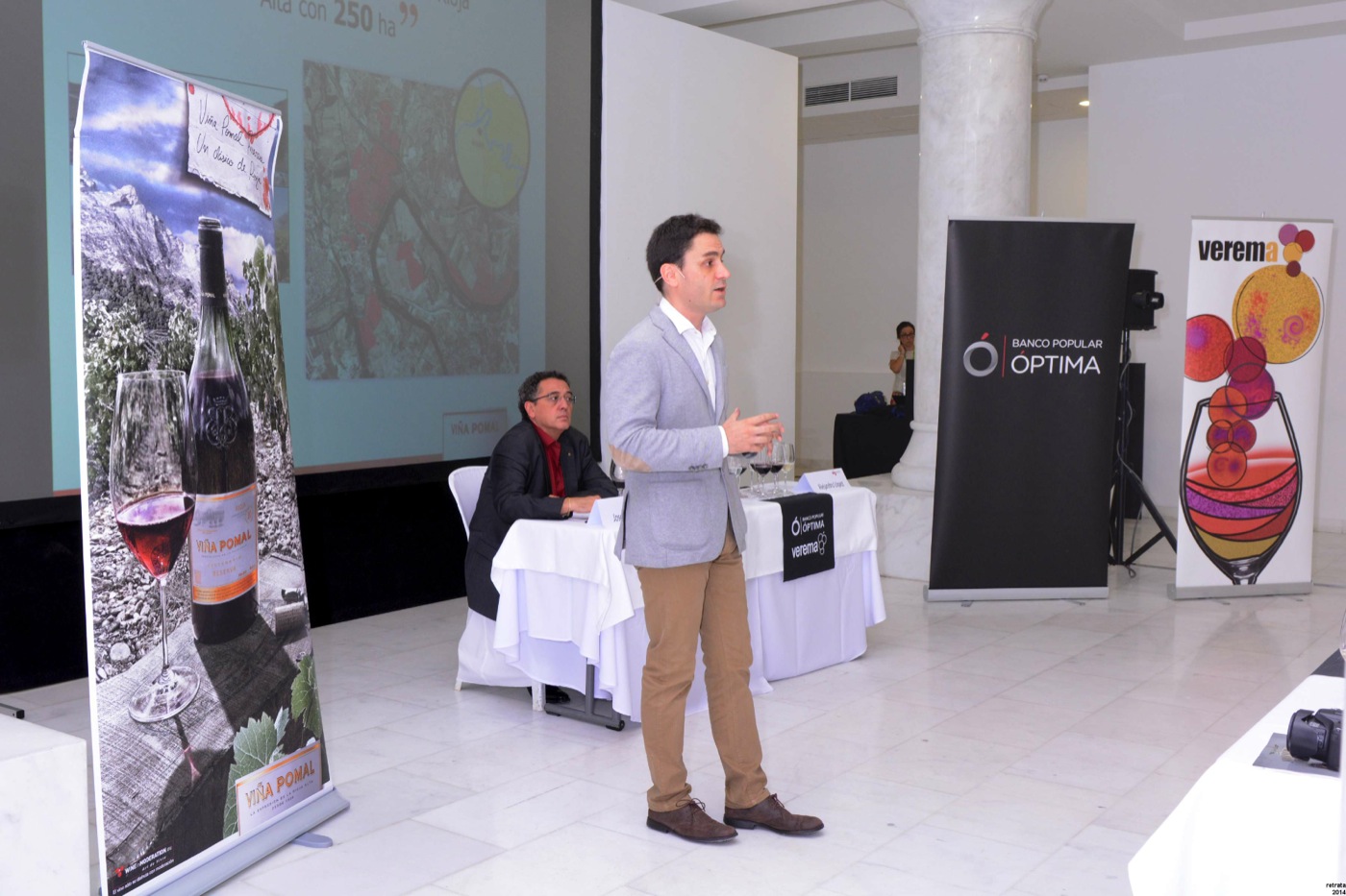 Cata historica Bodegas Bilbainas Experiencia Verema Madrid 2014 Alejandro Lopez enologo Jose Luis Contreras socio co-fundador Verema.com