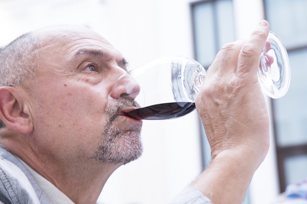 Experiencia Verema Málaga Cata Inaugural Bodegas Lan catando vino